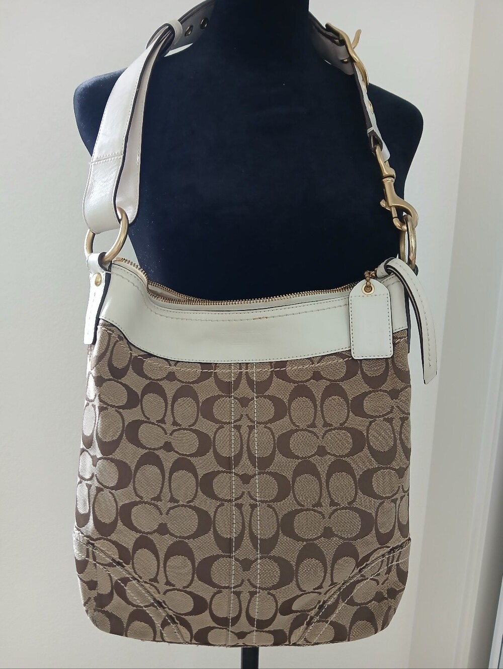 Vintage Coach Legacy Signature Canvas Convertible Duffle Shoulder Bag 10403